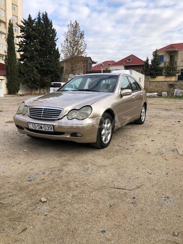 Mercedes C 240 2000, 190,000 km - 2.6 l - Bakı