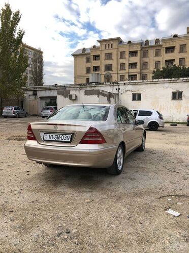 Mercedes C 240 2000, 190,000 km - 2.6 l - Bakı