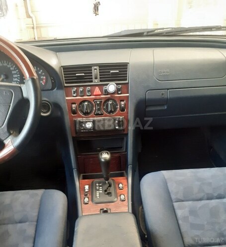 Mercedes C 240 1998, 197,563 km - 2.4 л - Bakı