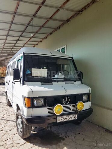 Mercedes 208 D 1993, 99,999 km - 2.3 l - Naxçıvan