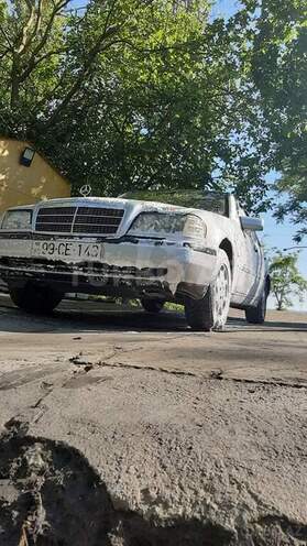 Mercedes C 180 1997, 346,548 km - 2.0 л - Qax