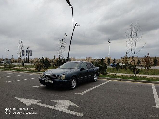 Mercedes E 240 1999, 374,957 km - 2.4 l - Sumqayıt