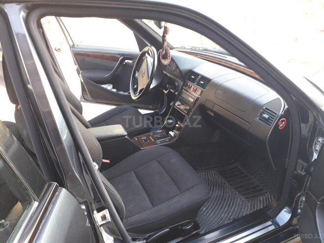 Mercedes C 240 1999, 253,000 km - 2.4 l - Bakı