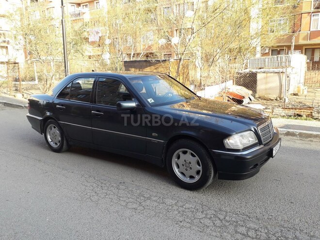 Mercedes C 240 1999, 253,000 km - 2.4 l - Bakı
