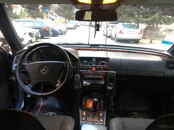 Mercedes C 220 2000, 339,000 km - 2.2 l - Bakı