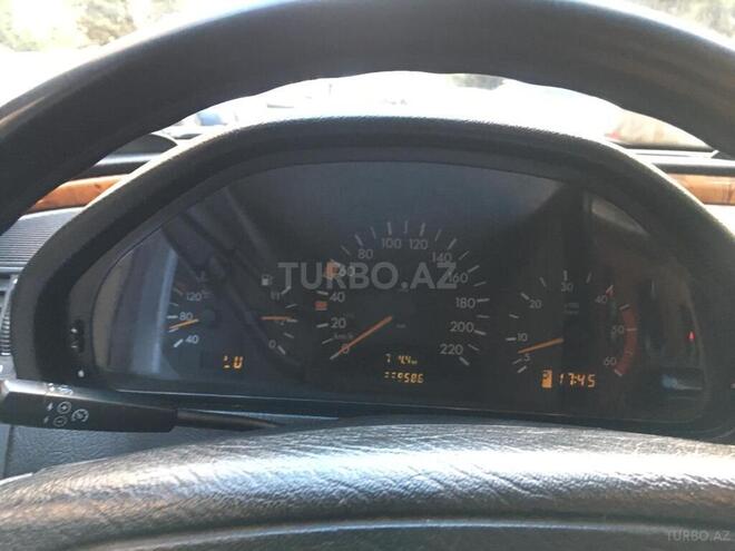 Mercedes C 220 2000, 339,000 km - 2.2 l - Bakı