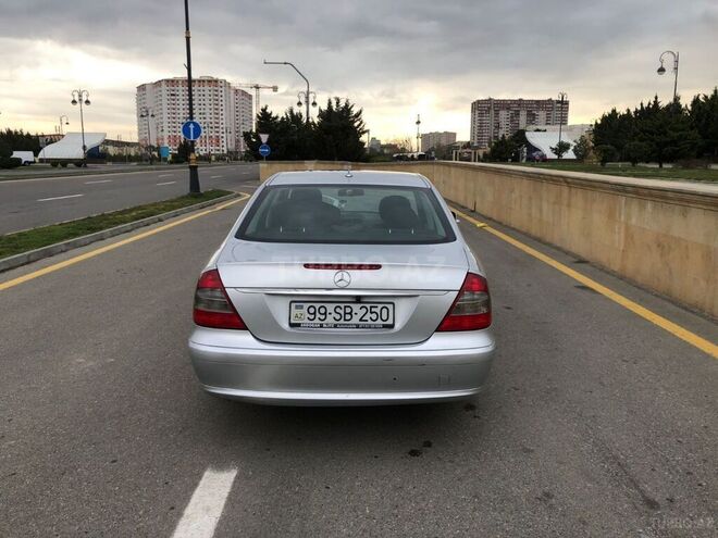 Mercedes E 220 2008, 244,000 km - 2.2 l - Bakı