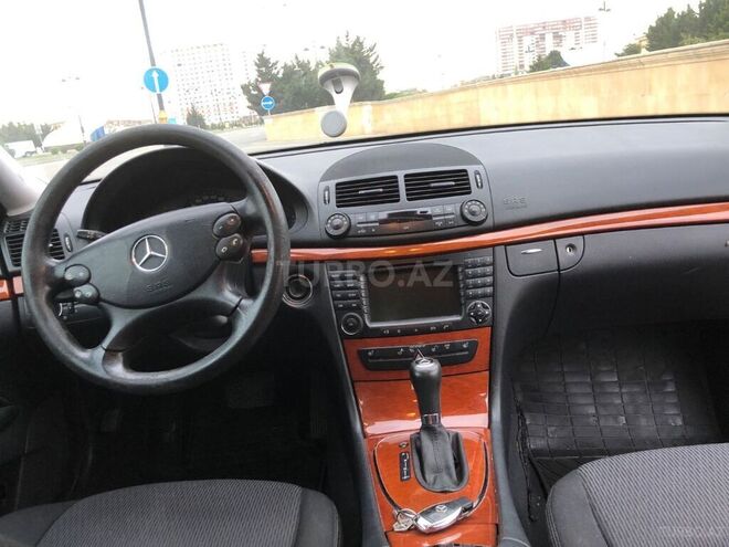 Mercedes E 220 2008, 244,000 km - 2.2 l - Bakı