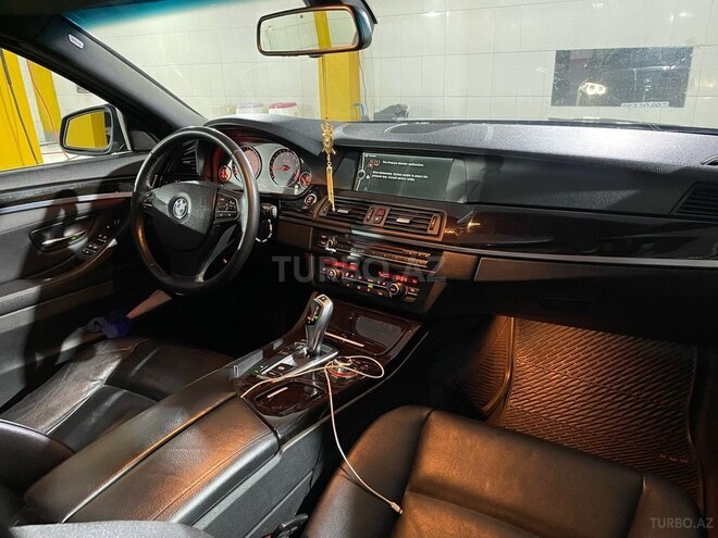 BMW 528 2012, 128,000 km - 2.0 л - Bakı