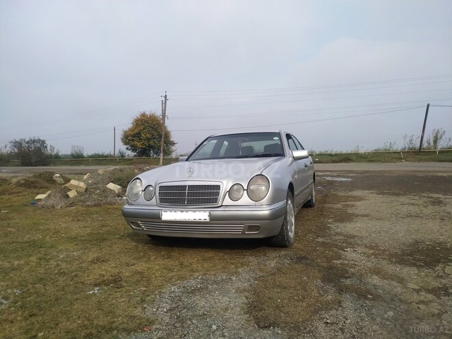 Mercedes E 220 1996, 173,000 km - 2.2 l - Bərdə
