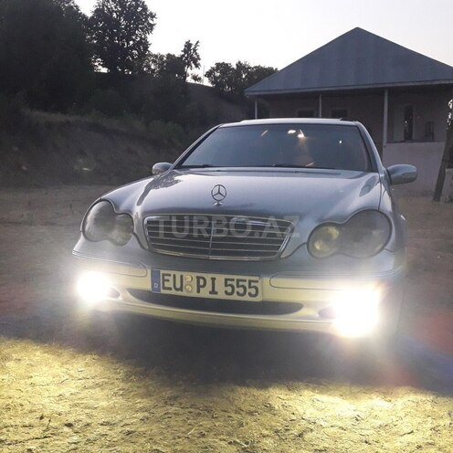 Mercedes C 240 2000, 328,100 km - 2.6 l - Bakı
