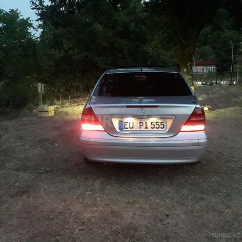 Mercedes C 240 2000, 328,100 km - 2.6 l - Bakı