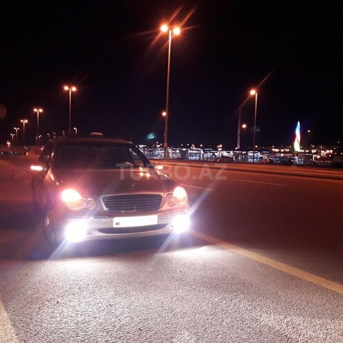 Mercedes C 240 2000, 328,100 km - 2.6 l - Bakı