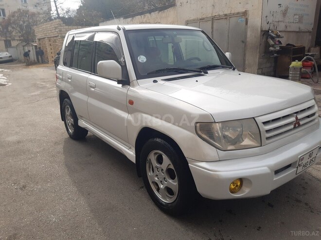 Mitsubishi Pajero io 2000, 196,000 km - 2.0 l - Bakı