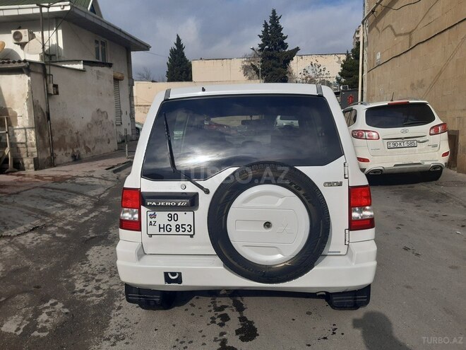 Mitsubishi Pajero io 2000, 196,000 km - 2.0 l - Bakı