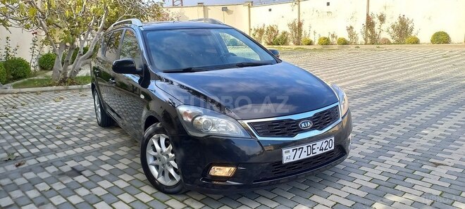 Kia Ceed 2011, 204,000 km - 1.6 л - Bakı