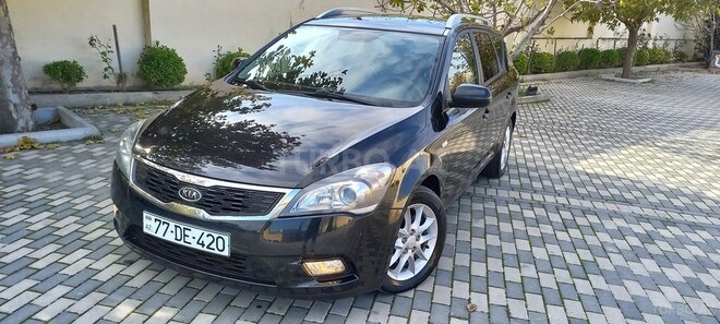 Kia Ceed 2011, 204,000 km - 1.6 л - Bakı