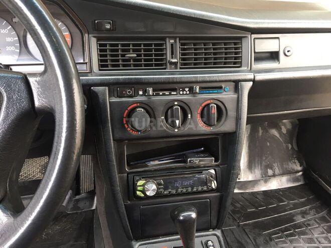 Mercedes 190 1991, 410,000 km - 2.0 л - Bakı