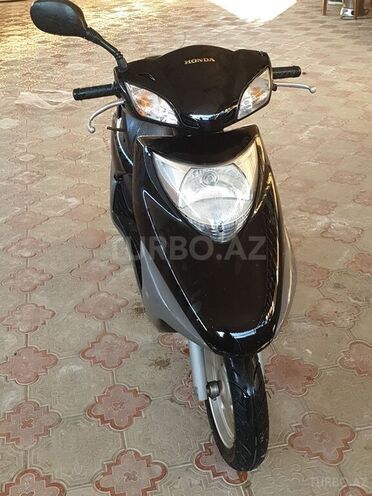 Honda  2016, 8,800 km - 1.1 l - Bakı