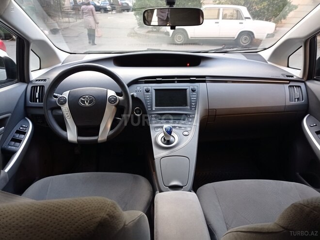 Toyota Prius 2010, 160,000 km - 1.8 л - Bakı