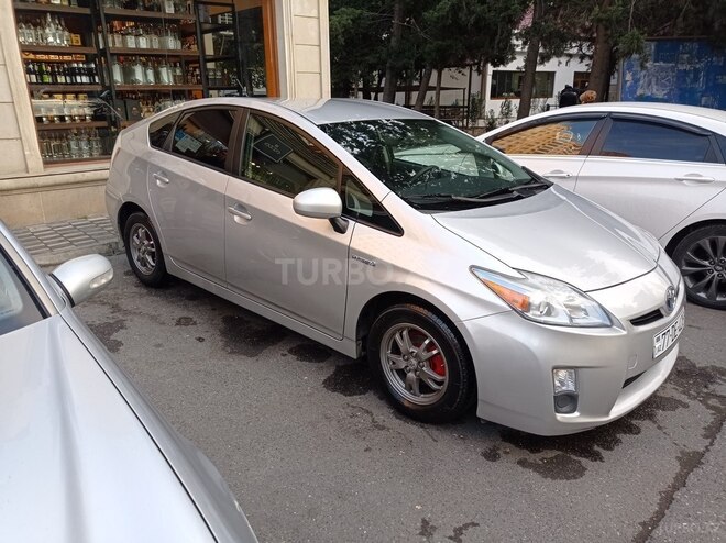 Toyota Prius 2010, 160,000 km - 1.8 л - Bakı