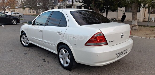 Nissan Sunny 2010, 214,000 km - 1.6 l - Bakı