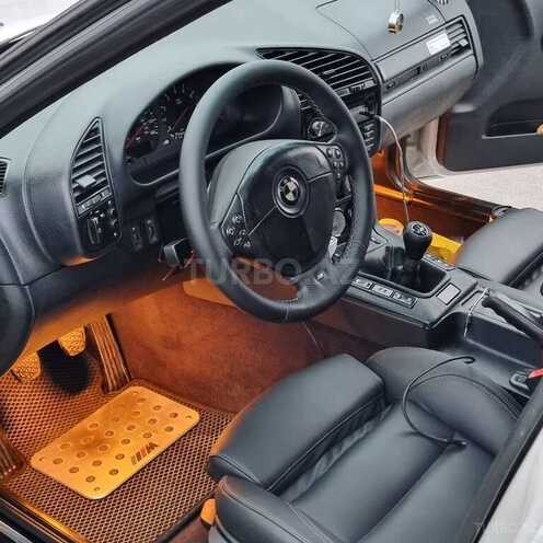 BMW 328 1998, 225,000 km - 2.8 l - Bakı