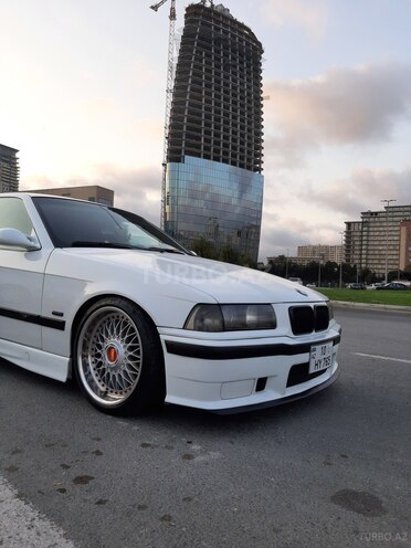 BMW 328 1998, 225,000 km - 2.8 l - Bakı