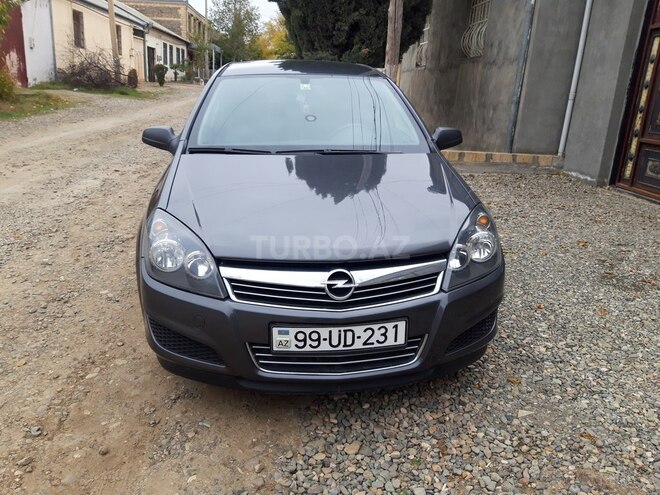 Opel Astra 2009, 167,000 km - 1.4 l - Gəncə