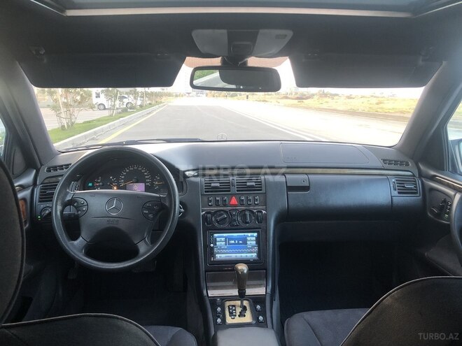Mercedes E 240 1998, 275,000 km - 2.4 l - Xırdalan