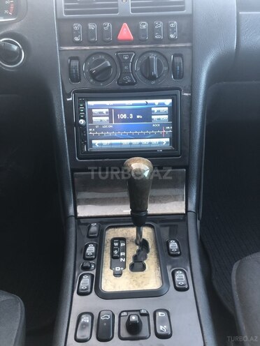 Mercedes E 240 1998, 275,000 km - 2.4 l - Xırdalan