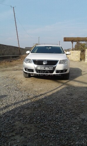 Volkswagen Passat 2009, 216,000 km - 2.0 л - Salyan