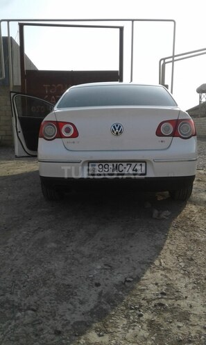 Volkswagen Passat 2009, 216,000 km - 2.0 л - Salyan