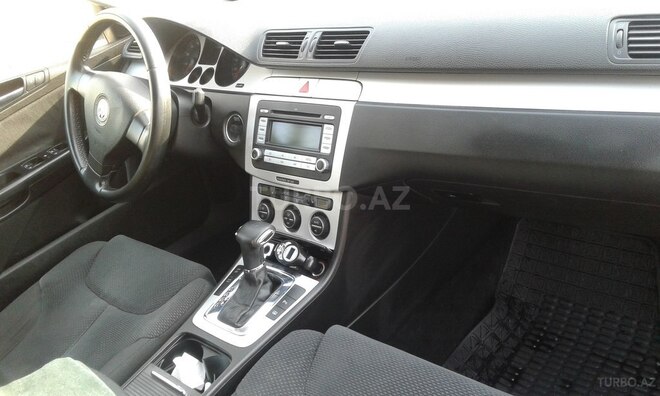 Volkswagen Passat 2009, 216,000 km - 2.0 л - Salyan
