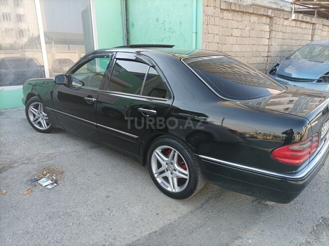 Mercedes E 240 1999, 396,000 km - 2.4 л - Bakı