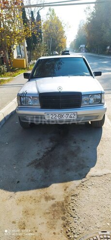 Mercedes 190 1989, 242,445 km - 1.8 l - Mingəçevir