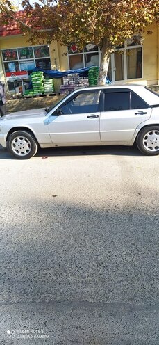 Mercedes 190 1989, 242,445 km - 1.8 l - Mingəçevir