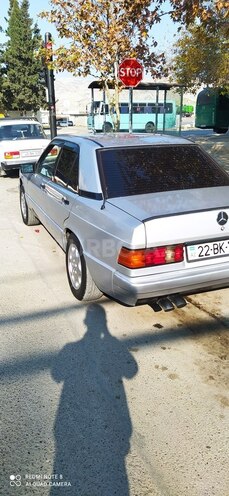 Mercedes 190 1989, 242,445 km - 1.8 l - Mingəçevir