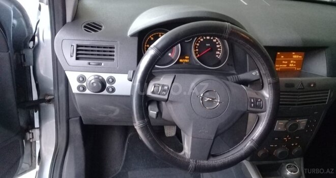 Opel Astra 2006, 163,130 km - 1.3 l - Bakı