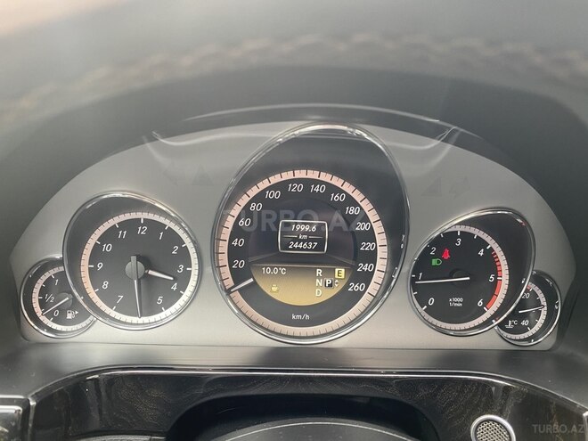 Mercedes E 220 2012, 244,637 km - 2.2 l - Bakı