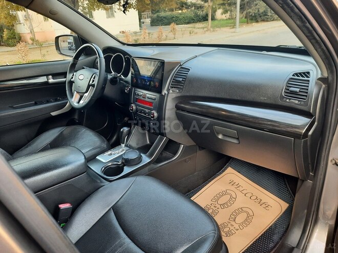Kia Sorento 2010, 61,000 km - 2.0 л - Bakı
