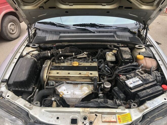 Opel Vectra 1998, 350,000 km - 1.8 l - Gəncə