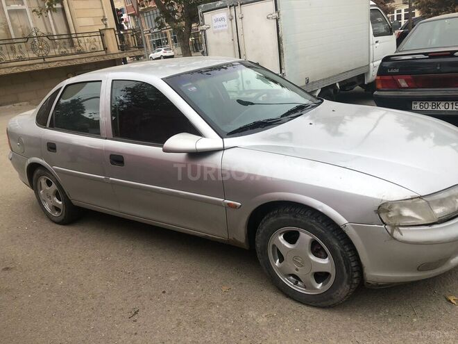 Opel Vectra 1998, 350,000 km - 1.8 l - Gəncə