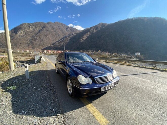 Mercedes C 240 2000, 410,000 km - 2.4 l - Qax