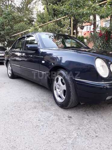 Mercedes E 280 1998, 304,320 km - 2.8 л - Sumqayıt