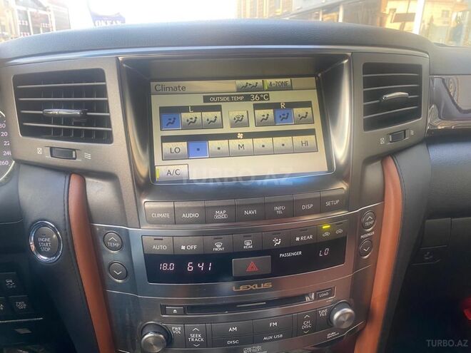 Lexus LX 570 2011, 121,000 km - 5.7 l - Bakı