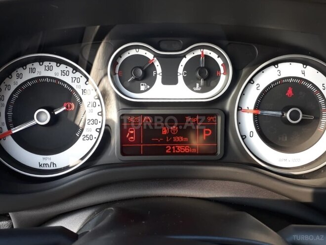 Fiat 500L 2015, 21,000 km - 1.4 l - Bakı