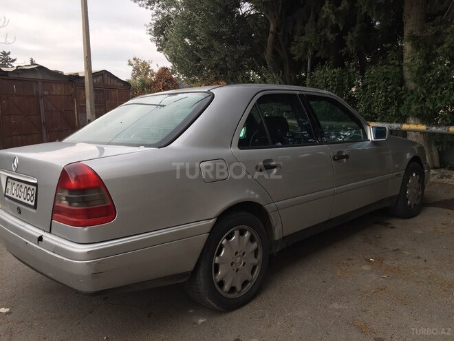 Mercedes C 200 1996, 240,000 km - 2.0 l - Bakı