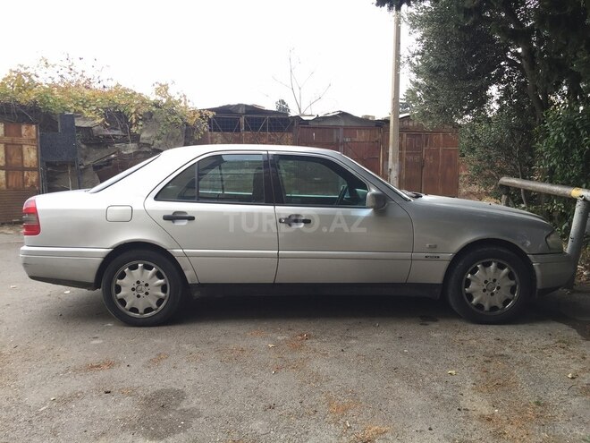 Mercedes C 200 1996, 240,000 km - 2.0 l - Bakı