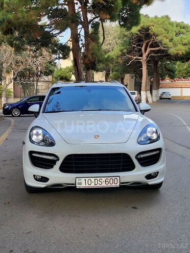 Porsche Cayenne GTS 2013, 70,000 km - 4.8 l - Bakı